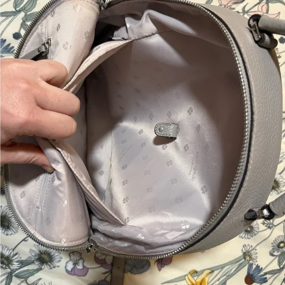 Kate Spade New York Medium Polly Pebbled Leather Hand - Picture 10 of 10